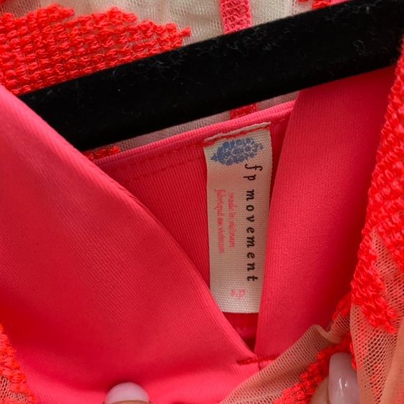 Free People Pink Crop Top - Picture 4 of 4